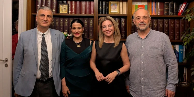 Αύριο τα αποκαλυπτήρια του κόμματος Καρυστιανού στη Θεσσαλονίκη: Οι οδηγίες για εκπλήξεις, το περιστέρι και το όνομα