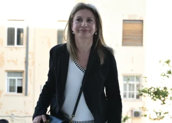 Σήμερα τα αποκαλυπτήρια του κόμματος της Καρυστιανού: Η «Ελπίδα», οι οδηγίες στους συνεργάτες της και το πρόσωπο έκπληξη