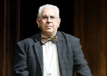 Κώστας Καζάκας για Ελισάβετ Κωνσταντινίδου: Έμεινα 30 ολόκληρα χρόνια στην Κύπρο και «ευθύνεται» εκείνη