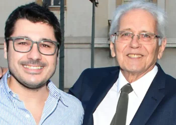 Λάμπρος Κωνσταντάρας: Η συγκινητική ανάρτηση για τον πατέρα του: «Τα ίδια λέγαμε πάντα, αλλά ήταν μια τέλεια ρουτίνα»