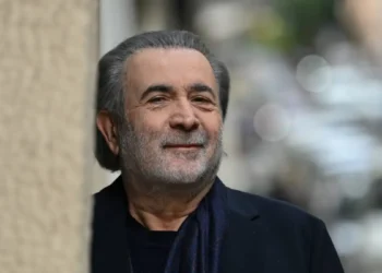 Λάκης Λαζόπουλος για το «Αλ Τσαντίρι Νιουζ»: Είπα ότι θα πάρω απόσταση από το θέατρο, όχι από τα υπόλοιπα