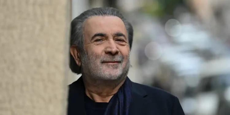 Λάκης Λαζόπουλος για το «Αλ Τσαντίρι Νιουζ»: Είπα ότι θα πάρω απόσταση από το θέατρο, όχι από τα υπόλοιπα