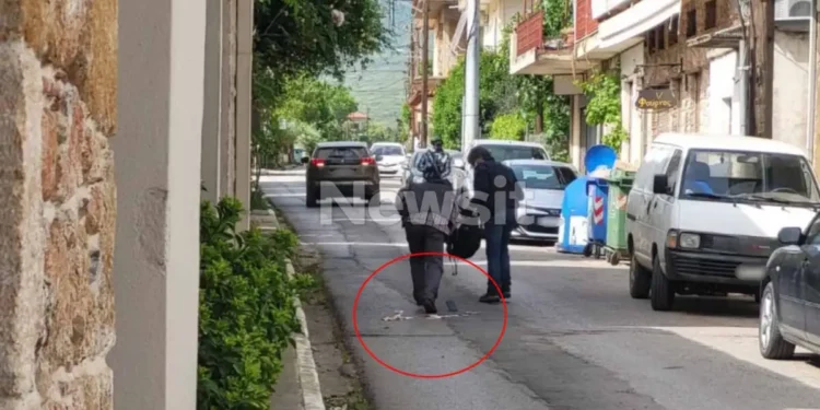 Τιθορέα: Με χειροβομβίδες και καλάσνικοφ «πιάστηκαν» οι ληστές της τράπεζας – Εγκλωβίστηκαν σε δρόμο του Αλεποχωρίου και συνελήφθησαν
