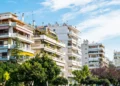 Νέο καθεστώς στις εξώσεις: Πότε φεύγει ο ενοικιαστής και πότε παίρνει πίσω το σπίτι ο ιδιοκτήτης