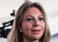 Η Μαρία Καρυστιανού προαναγγέλλει κόμμα μέσα στον Μάιο και καταγγέλλει προσπάθειες εξαγοράς