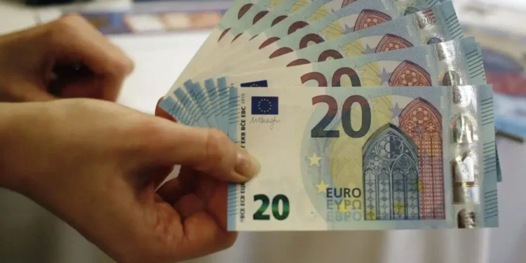 e-ΕΦΚΑ: Επιστροφή εισφορών ύψους 433.000 ευρώ σε επαγγελματίες