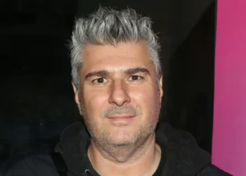 Νίκος Μωραϊτης για Άννα Βίσση: Για πολλά χρόνια έλεγα «με τέτοια φωνάρα κάθεσαι και χαραμίζεσαι»