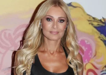 Νατάσα Θεοδωρίδου: Το «Καταζητείται» ακούστηκε σε σειρά του Apple TV – Η ανάρτηση της τραγουδίστριας