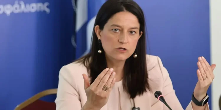 Equal Payment: Έρχεται η ίση αμοιβή μεταξύ ανδρών και γυναικών