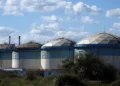 ΙΕΑ: Καταρρέει η παγκόσμια ζήτηση για πετρέλαιο λόγω Ορμούζ – Ιστορικό σοκ προσφοράς, αδειάζουν τα αποθέματα