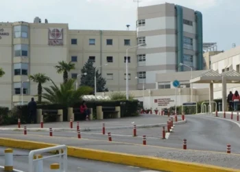 Σοκ στην Κρήτη από τον βαρύ τραυματισμό της 28χρονης μητέρας 4 παιδιών: Οι αντιφάσεις του συζύγου της, οι καταγγελίες και το κενό των 22 λεπτών