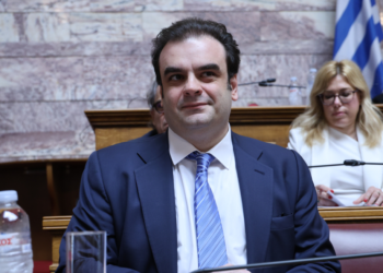 Πιερρακάκης: Δεν θα περάσουμε το χρέος στα παιδιά μας, εφαρμόζουμε ώριμη και συνεπή πολιτική