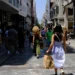 Πότε ξεκινούν οι θερινές εκπτώσεις, οι προσδοκίες για αύξηση της κίνησης στην αγορά