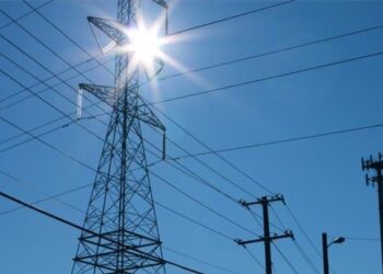 Ρεύμα: Τι συμβαίνει με τις τιμές – Οι εξαγωγές, οι ΑΠΕ και το «καυτό» καλοκαίρι