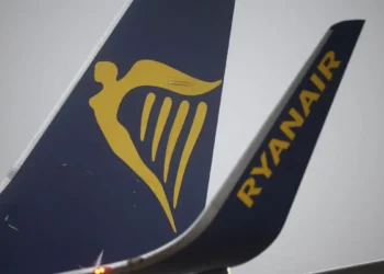 Πιέσεις στη Ryanair: Καύσιμα, μισθοί και συντηρήσεις αεροσκαφών απειλούν την εταιρεία χαμηλού κόστους