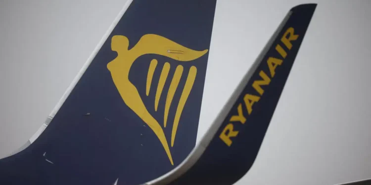 Πιέσεις στη Ryanair: Καύσιμα, μισθοί και συντηρήσεις αεροσκαφών απειλούν την εταιρεία χαμηλού κόστους