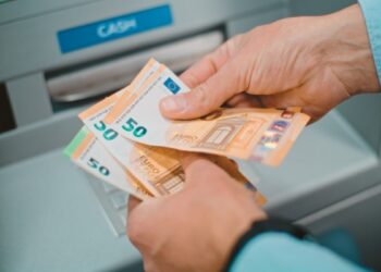 Εργαζόμενοι συνταξιούχοι: Ψάχνουν φόρμουλα για την καταβολή της προσαύξησης στη σύνταξη