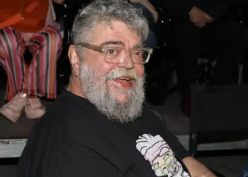 Σταμάτης Κραουνάκης: Με τον Γιώργο Μαρίνο έχουμε κάνει μεγάλες τρέλες, επικίνδυνα πράγματα, που δεν λέγονται μερικά