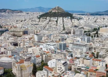 Στεγαστικό: Το σχέδιο της κυβέρνησης για να ανοίξουν 794.000 κλειστά σπίτια – Τα κίνητρα και τα «μοντέλα» άλλων χωρών