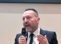 Στουρνάρας: Αστικός μύθος οι τριγωνικές συναλλαγές μεταξύ τραπεζών και servicers
