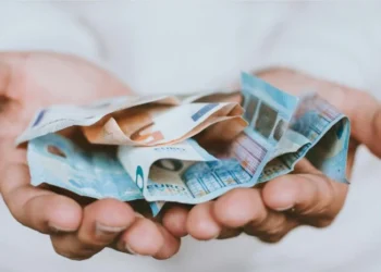 Κινδυνεύουν με περικοπή 200.000 συντάξεις χηρείας– Η απόφαση του ΣτΕ