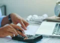 Έρχονται αυτόματα πρόστιμα για όσους καθυστερούν τις δηλώσεις: Θα βεβαιώνονται σε πραγματικό χρόνο στους φορολογούμενους