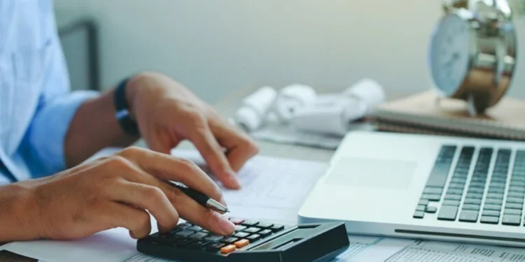Έρχονται αυτόματα πρόστιμα για όσους καθυστερούν τις δηλώσεις: Θα βεβαιώνονται σε πραγματικό χρόνο στους φορολογούμενους