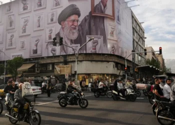 Το διπλωματικό θρίλερ για το τέλος του πολέμου μεταξύ ΗΠΑ και Ιράν: Οι αντιφάσεις, τα «αγκάθια» και οι κρίσιμες αποφάσεις