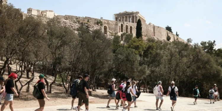 Πάνω οι τιμές, κάτω όμως προσφορά και ζήτηση στα ελληνικά «Αirbnb», στο +8,7% οι κρατήσεις της θερινής σεζόν στην Ευρώπη