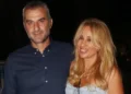 Γωγώ Μαστροκώστα: Η γνωριμία, ο μεγάλος έρωτας με τον Τραϊανό Δέλλα και η γενναία μάχη με τον καρκίνο