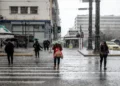 Καιρός: Χειμωνιάτικη Πρωτομαγιά με βροχές, κρύο και θυελλώδεις ανέμους – Βουτιά της θερμοκρασίας