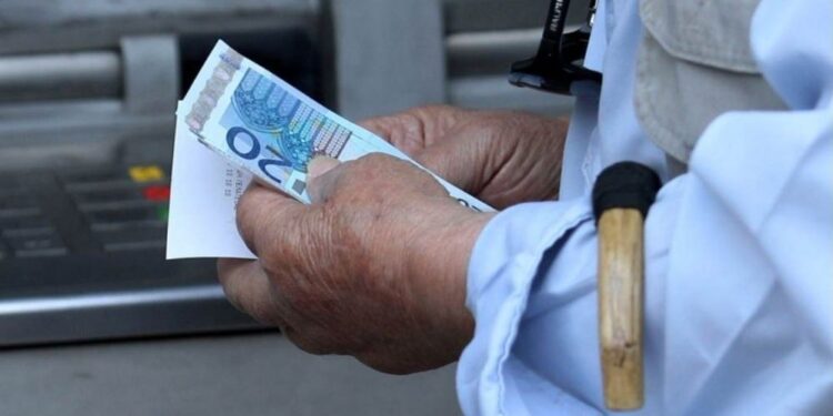 Συντάξεις Ιουλίου: Οι οριστικές ημερομηνίες για όλα τα Ταμεία – Πότε πληρώνονται