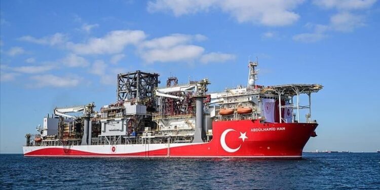 Επαναφέρει τις απειλές του γεωτρύπανου η Τουρκία