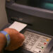 Κατασχέσεις: Τι αλλάζει στους τραπεζικούς λογαριασμούς – Ποιοι κερδίζουν έως 4.200 ευρώ τον χρόνο