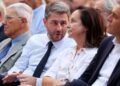 Χωρίς αποκαθήλωση Διαμαντοπούλου που έστησε σύγκρουση με Δούκα -υπέρ Μητσοτάκη- δεν στέκεται ο Ανδρουλάκης