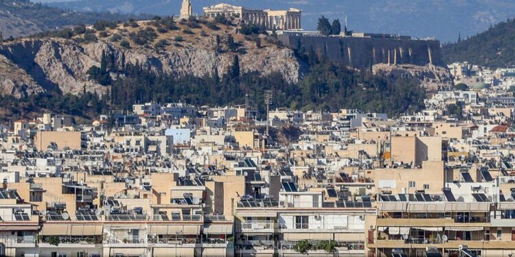 Ακίνητα: «Παγωμένες» οι αντικειμενικές και το 2027