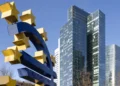 Αύξηση επιτοκίων από την ΕΚΤ – Οι επιπτώσεις σε στεγαστικά δάνεια, αγορά ακινήτων και νοικοκυριά