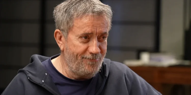 Σπύρος Παπαδόπουλος: «Ποτέ δεν εξέλαβα το διαζύγιο ως προσωπική αποτυχία, μάλλον είναι και πιο φυσικό από το να παντρεύεται κανείς»