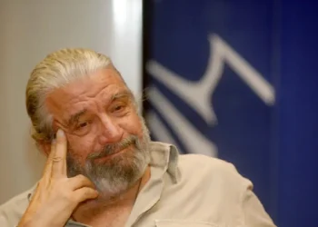 Πέθανε ο Άγγελος Αντωνόπουλος, ο σπουδαίος ηθοποιός, σε ηλικία 94 ετών