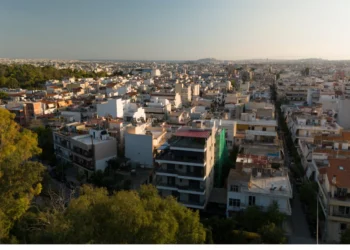 Ακίνητα: Οι νέες τάσεις που αλλάζουν τον χάρτη – Στράφηκαν στα νεόδμητα οι αγοραστές, πού χτυπάει «κόκκινο» η ζήτηση