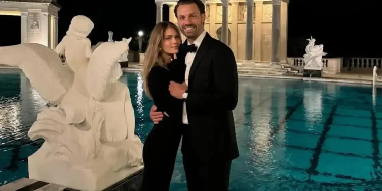 Αμαλία Κωστοπούλου – Τζέικ Μέντγουελ: Νέες μαγευτικές εικόνες από το ταξίδι του μέλιτος στην Τοσκάνη