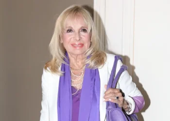 Άννα Φόνσου: «Όταν παίζονται ταινίες της Αλίκης Βουγιουκλάκη στην τηλεόραση, κάνουν τα πιο πολλά νούμερα»