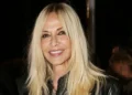 Η Άννα Βίσση ταξίδεψε στη Νέα Υόρκη – Η φωτογραφία με τον εγγονό της σε αγώνα NBA