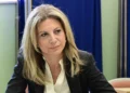 «Αλλάζει η ΕΛΠΙΔΑ, θα την καθαρίσω» λέει τώρα η Καρυστιανού μετά τις αποχωρήσεις και καταγγέλλει εκβιασμούς, αρχηγιλίκια και αγορές υποψηφίων