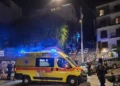 Δολοφονία στα Εξάρχεια: 25χρονος Τούρκος το θύμα – Τραγική φιγούρα ο σκύλος του που έμεινε δίπλα στη σορό