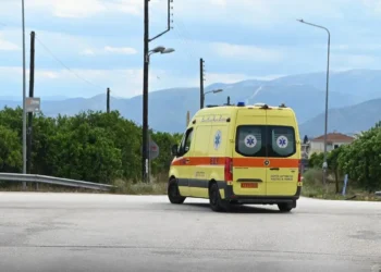 Θεσσαλονίκη: Ένας νεκρός και ένας σοβαρά τραυματίας από τη σύγκρουση δύο αυτοκινήτων στη Σίδνο