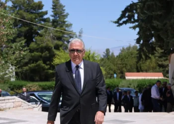 Ένταλμα σύλληψης για τον Δημήτρη Αβραμόπουλο για το Qatargate