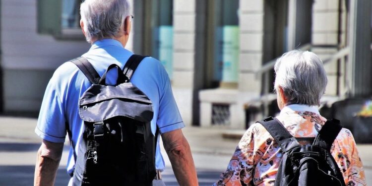 Βρετανία: Ανεβαίνουν τα όρια ηλικίας συνταξιοδότησης – «Αγγίζουν» την Ελλάδα – Ποιους αφορά