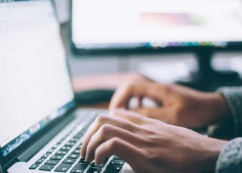 Πότε διαγράφεται το πρόστιμο για εκπρόθεσμες δηλώσεις – Ποιοι θα λάβουν αναδρομικά επιστροφή