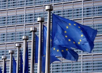 Bloomberg: Η ΕΕ εξετάζει δημοσιονομική χαλάρωση λόγω ενεργειακού κόστους – Το σχέδιο της Κομισιόν